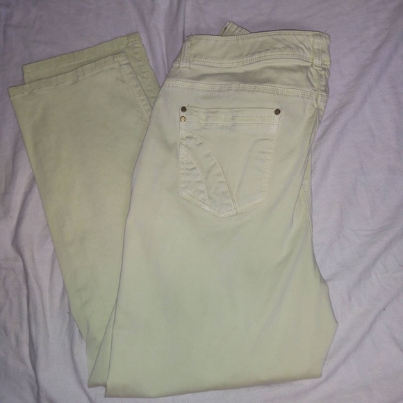 Chico's Pants & Jumpsuits Chicos Lime Green Skimmer Pants Poshmark